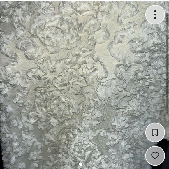 Maeve From Anthropologie Cream Textured Rosettes Top Size S - Picture 2 of 4